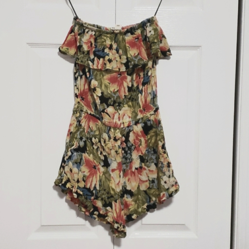 Billabong Strapless Floral Romper M